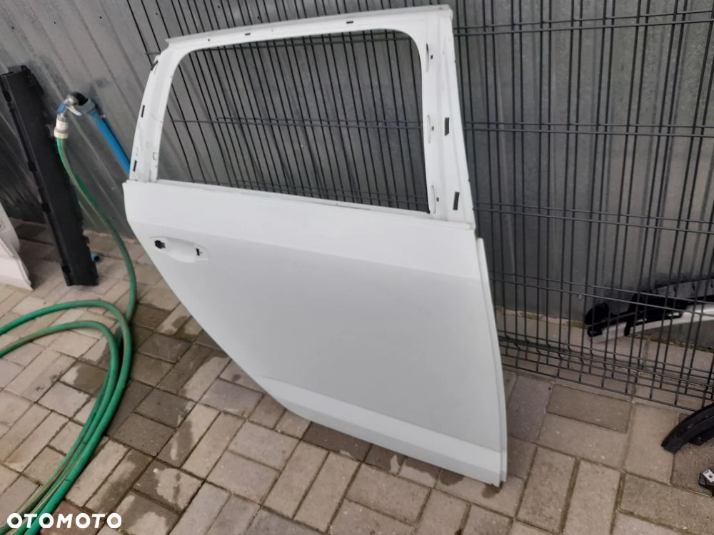 SKODA OCTAVIA III DRZWI TYLNE PRAWE KOMBI - 2