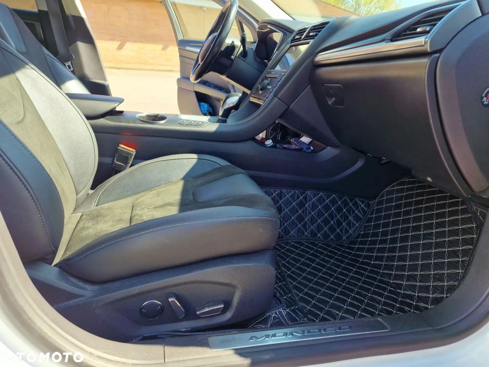 Ford Mondeo 2.0 TDCi Titanium 4WD PowerShift - 17