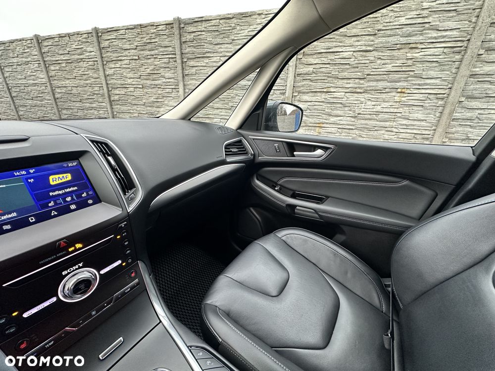 Ford S-Max 2.0 EcoBlue Titanium - 20