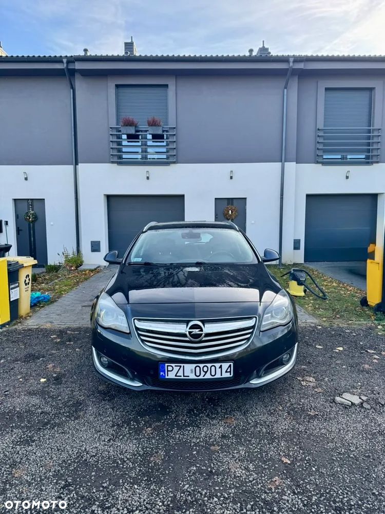 Opel Insignia - 1