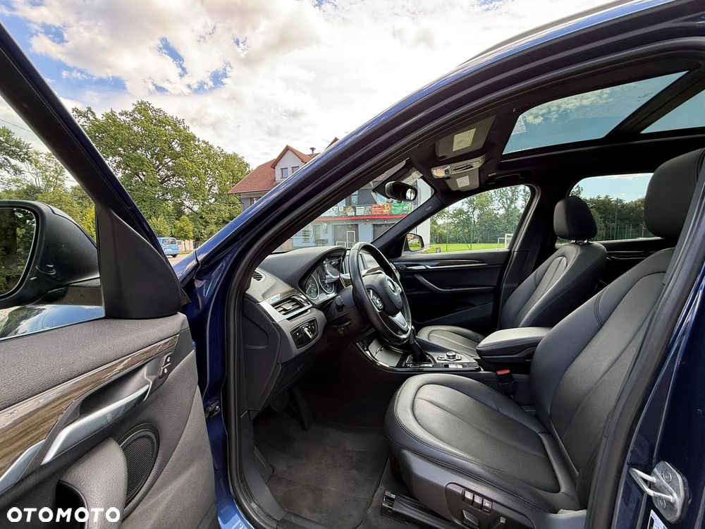 BMW X1 xDrive25i xLine sport - 14
