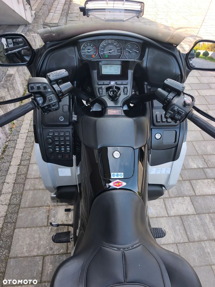 Honda GL - 23