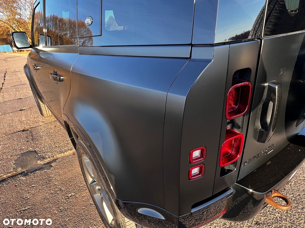 Land Rover Defender - 14