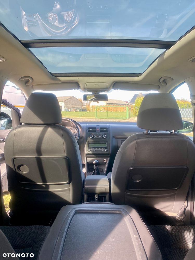 Volkswagen Touran 1.6 TDI DPF BlueMot Trendline - 17