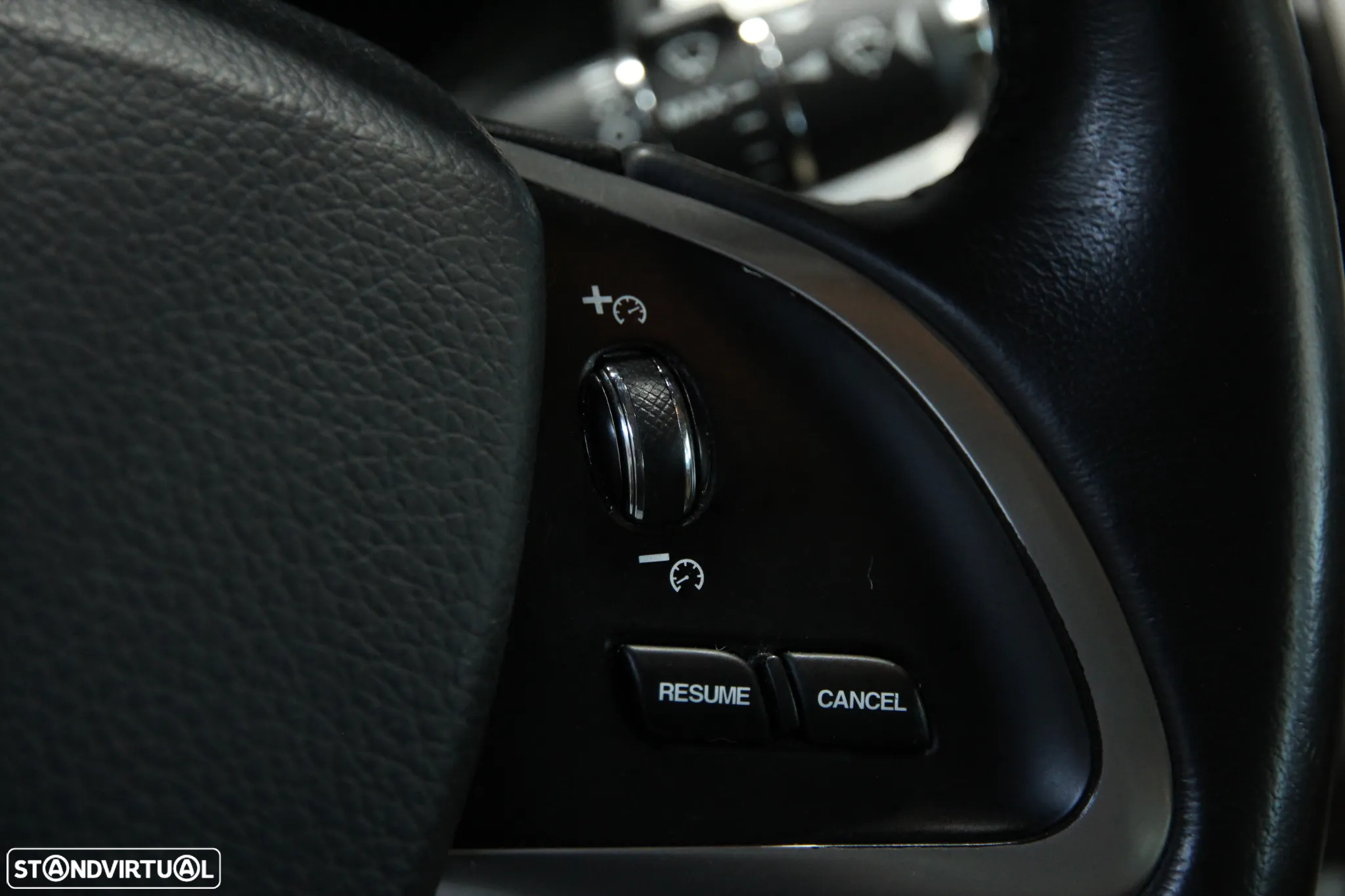 Jaguar XF 2.2 D Luxury - 16