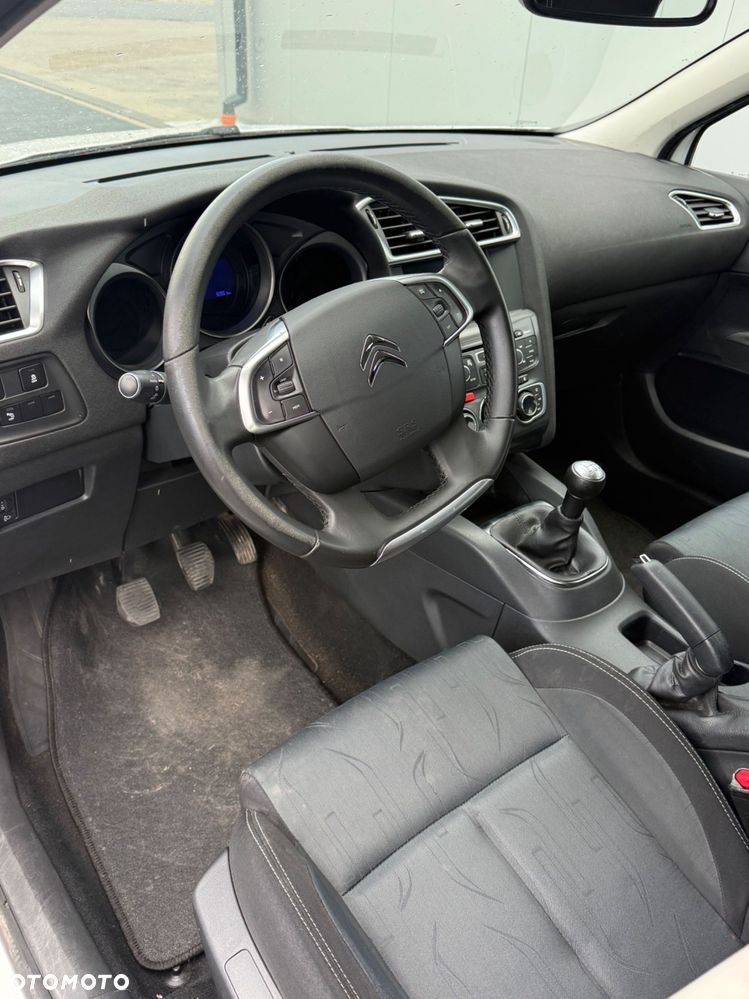 Citroen C4 2014 photo 5
