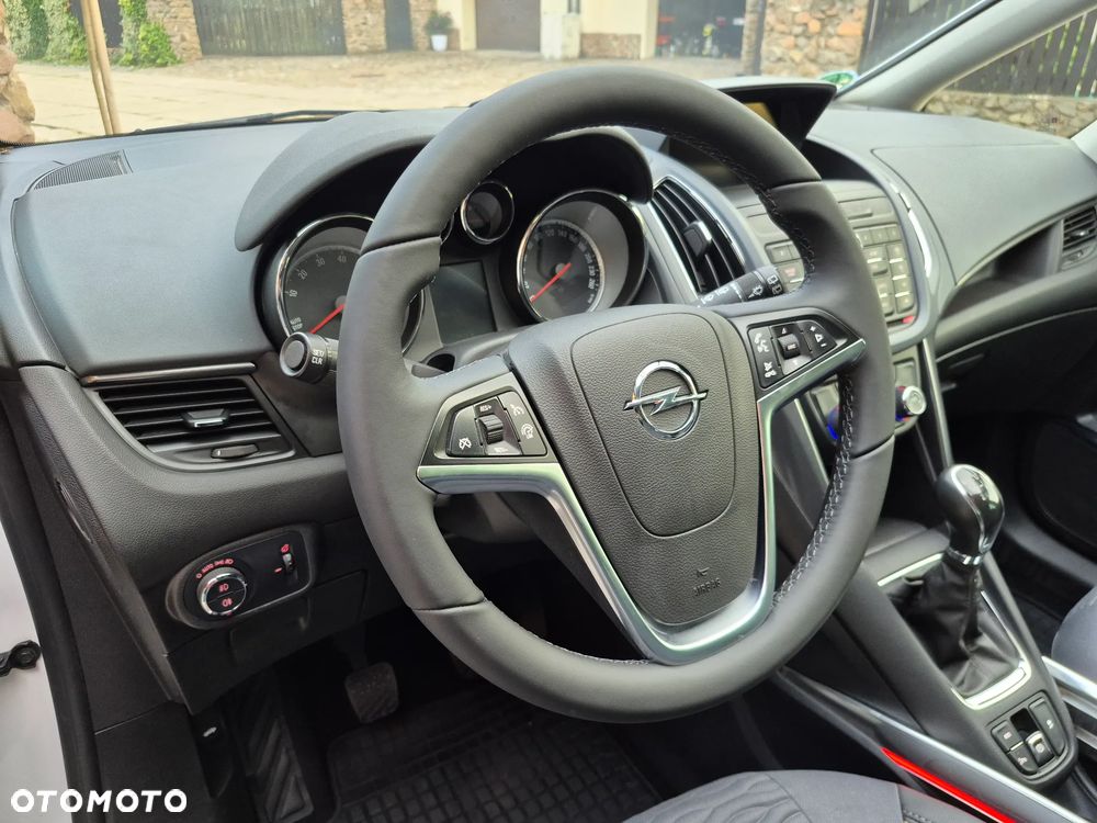 Opel Zafira 1.4 T Cosmo - 38