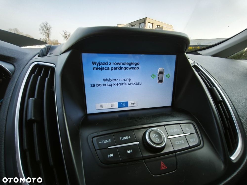 Ford Grand C-MAX - 12