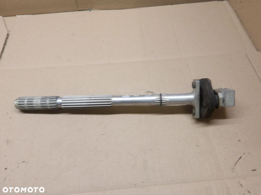BMW E38 LIFT 99-01r. KRZYŻAK KOLUMNY KIEROWNICZEJ - 1