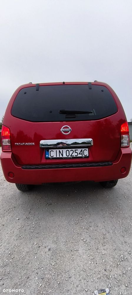Nissan Pathfinder - 5