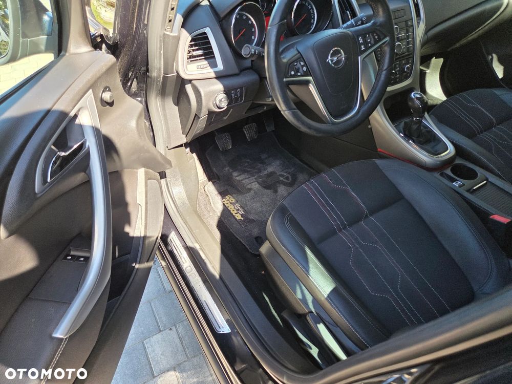 Opel Astra - 25