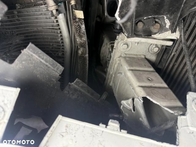 Land Rover Range Rover - 16