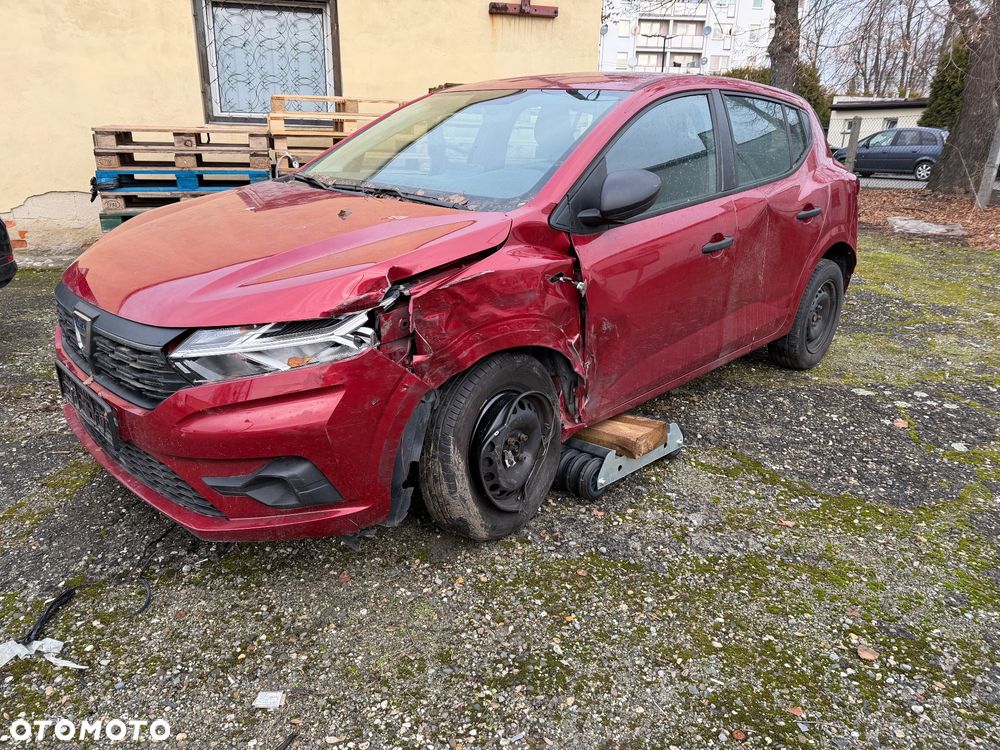 Dacia Sandero TCe 90 Essential - 8