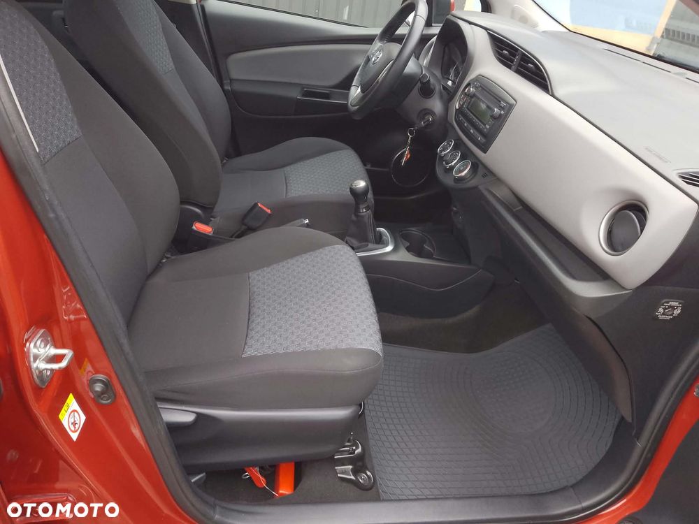 Toyota Yaris - 11