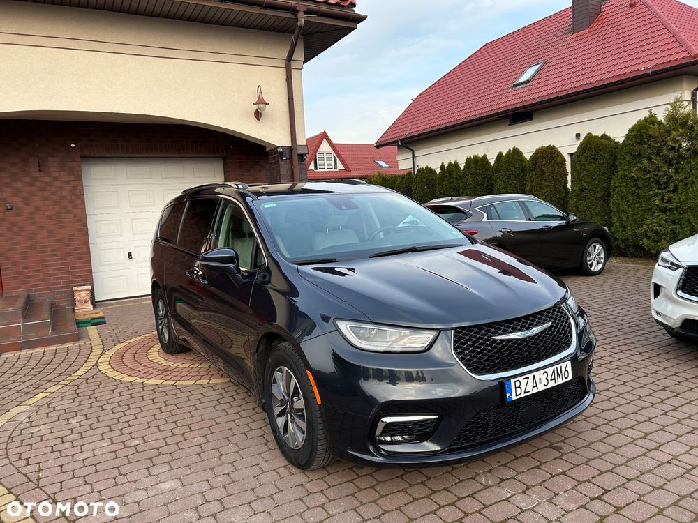 Chrysler Pacifica - 15