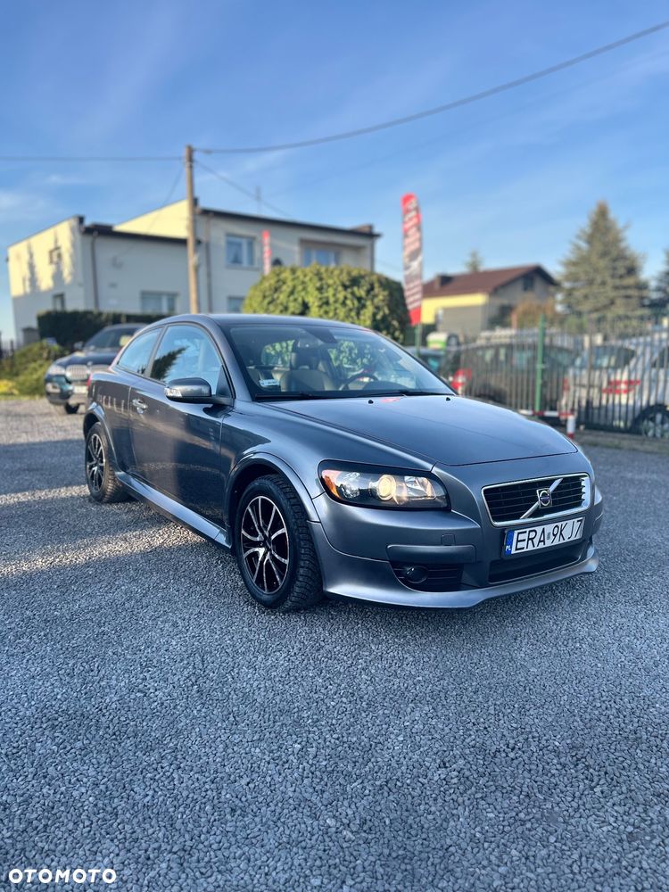 Volvo C30 2.0D Momentum - 1