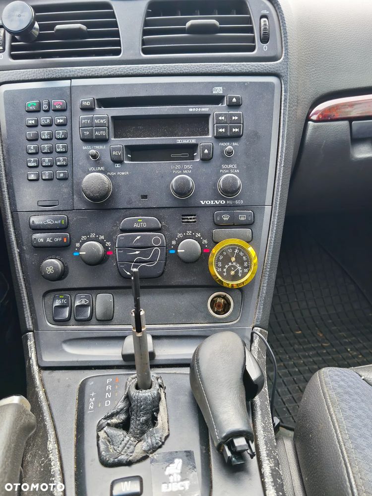 Volvo V70 2.4 D5 AWD Optima - 16