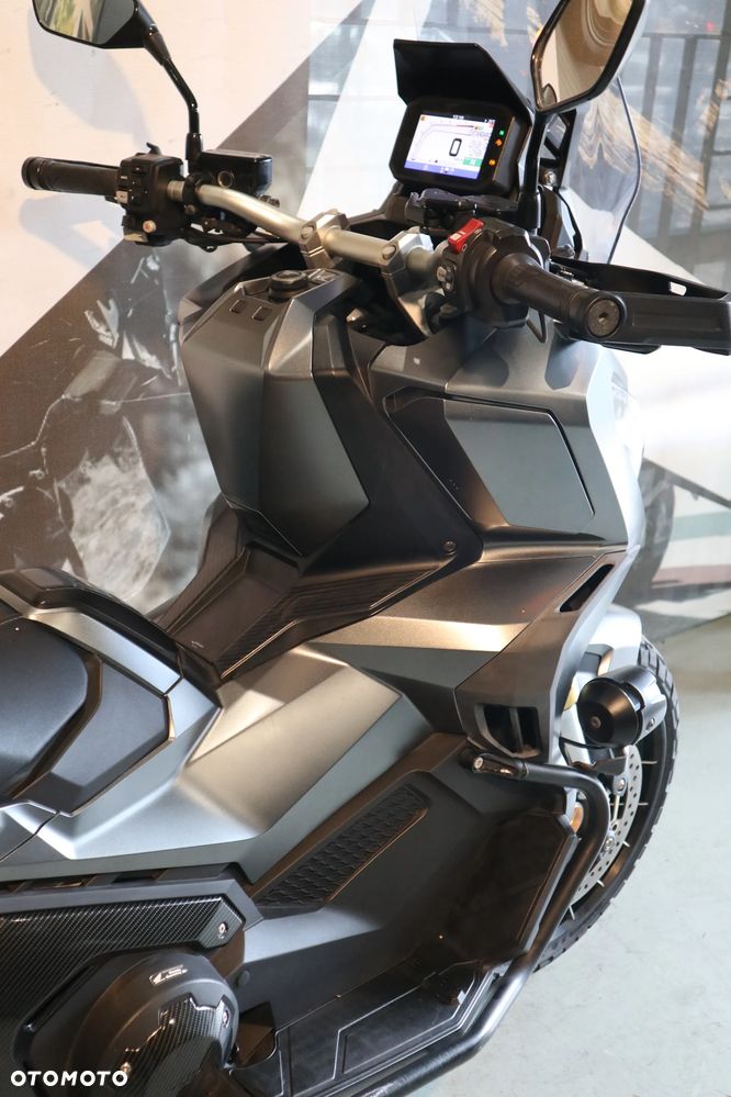 Honda X-ADV - 23