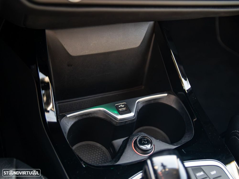 BMW 116 d Pack M Auto - 32