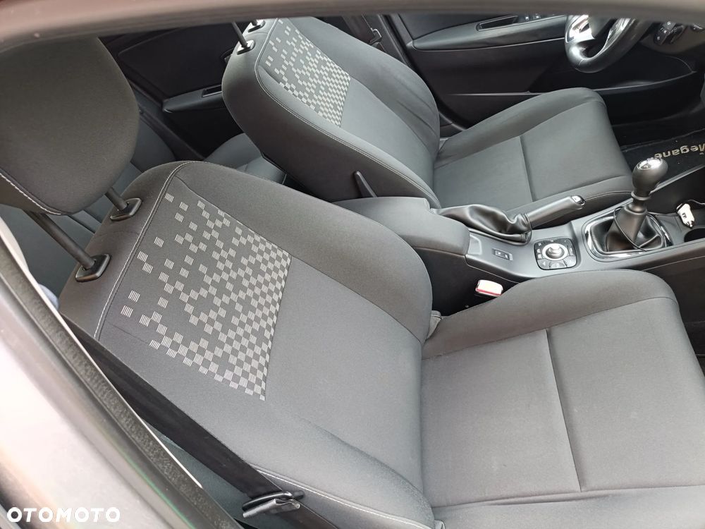 Renault Megane 1.5 dCi Bose - 11