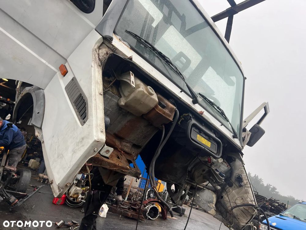 Kabina Iveco Daily II 2 !! TRANSPORT , BIAŁA , IMPORT !! - 8