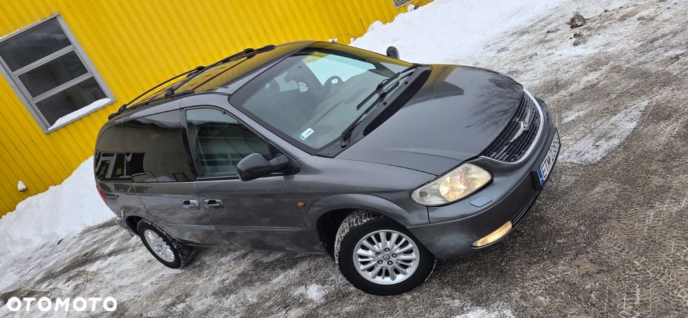 Chrysler Voyager 2.5L CRD SE - 9