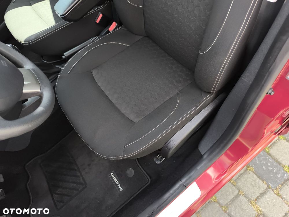 Dacia Sandero 1.2 16V Laureate - 12