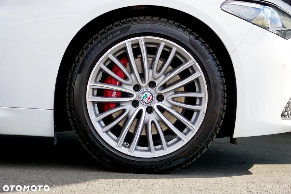 Alfa Romeo Giulia 2.0 Turbo Super - 16
