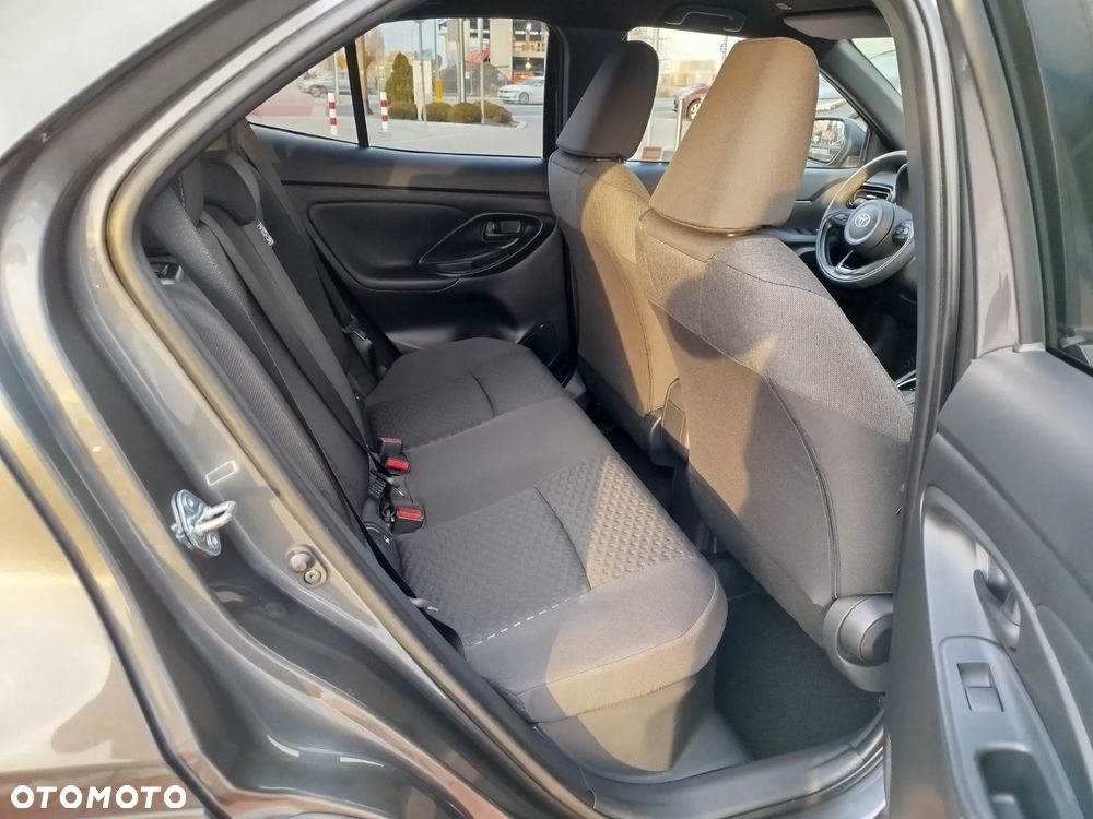 Toyota Yaris Cross Hybrid 1.5 Style - 19