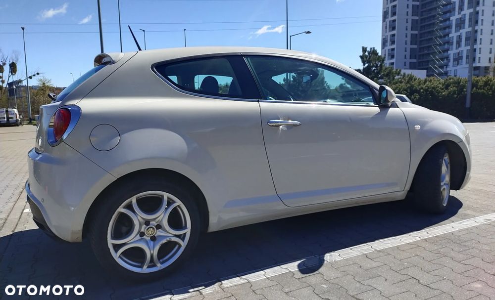 Alfa Romeo Mito 1.4 TB Distinctive - 11