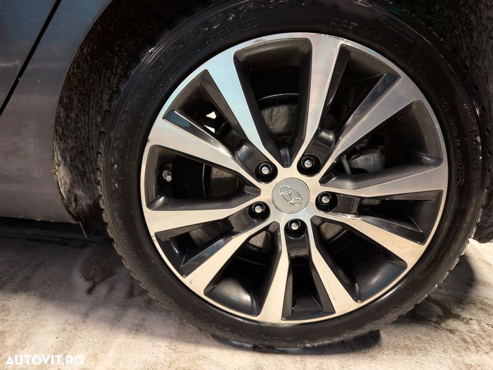 Hyundai i30 1.4 T-GDi 140CP 5DR 7DCT Exclusive - 11