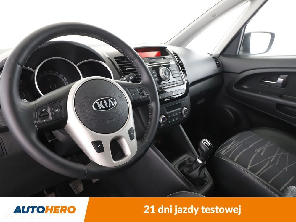 Kia Venga 1.4 L - 11
