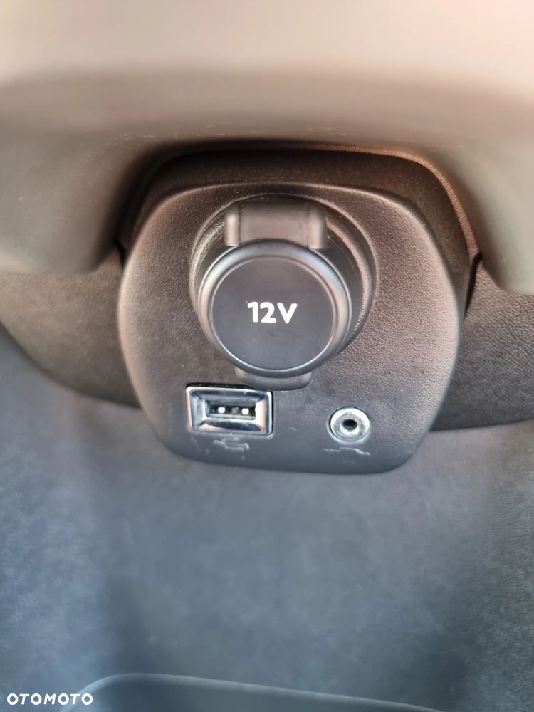 Peugeot 108 - 10