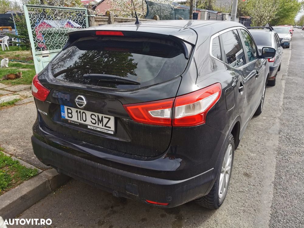 Nissan Qashqai 1.6 DCI Start/Stop 4X4-i Acenta - 5