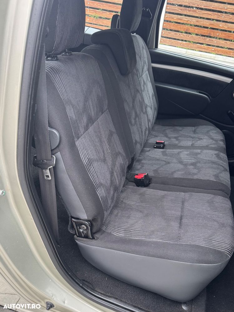 Dacia Logan MCV K90 1.6 16v Laureate - 16