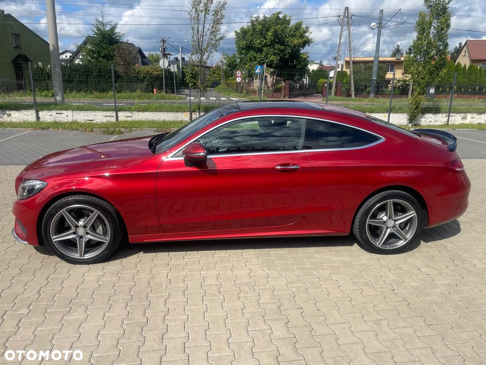 Mercedes-Benz Klasa C 300 7G-TRONIC AMG Line - 2