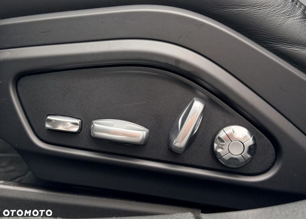 Porsche Panamera Turbo S E-Hybrid - 32