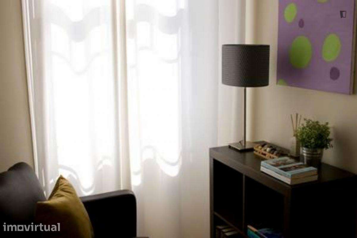 Apartamento com 1 quartos - localizado em Campolide Lisbon - Grande imagem: 2/10