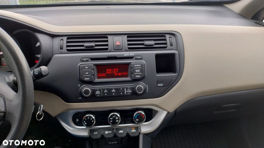 Kia Rio 1.2 M - 23
