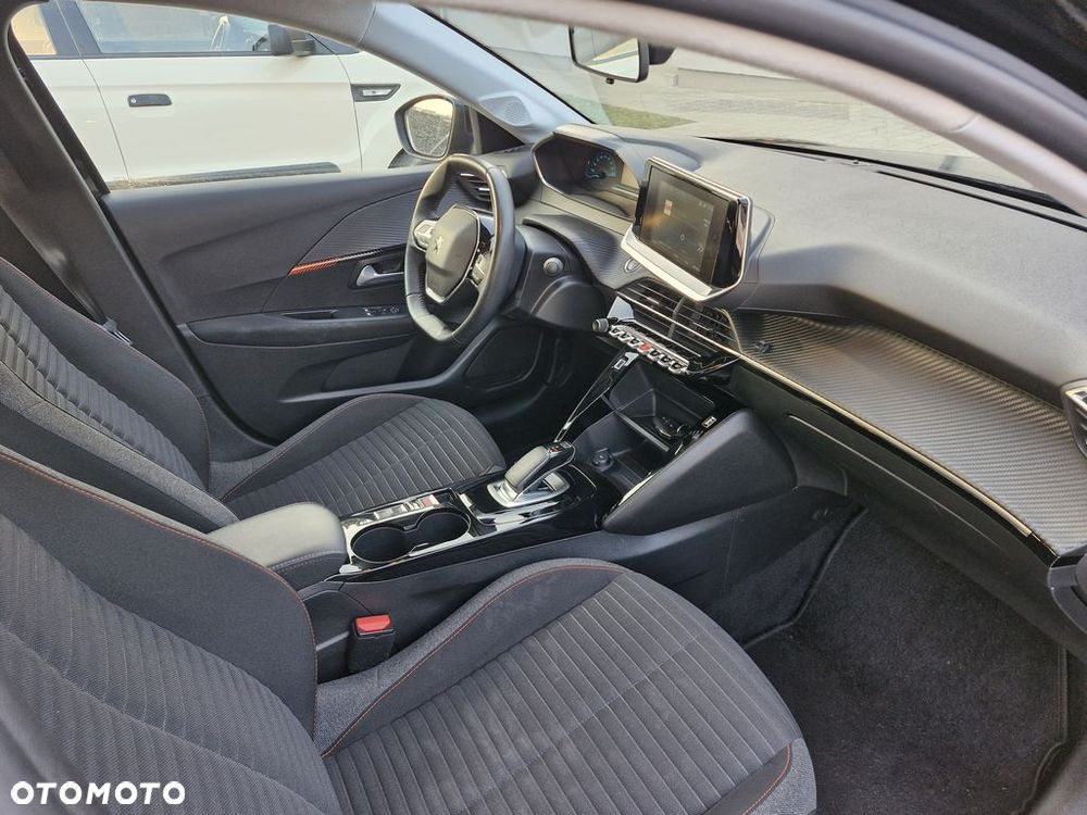 Peugeot 208 Active - 13