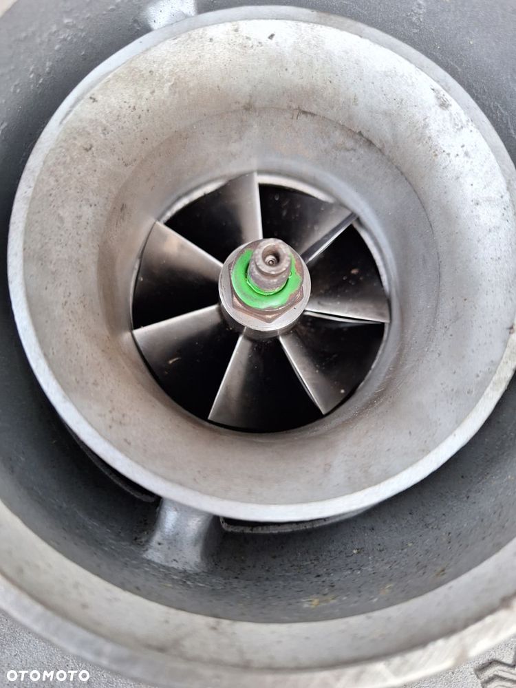 TURBOSPRĘŻARKA TURBINA MERCEDES MP4 MP5 - 2