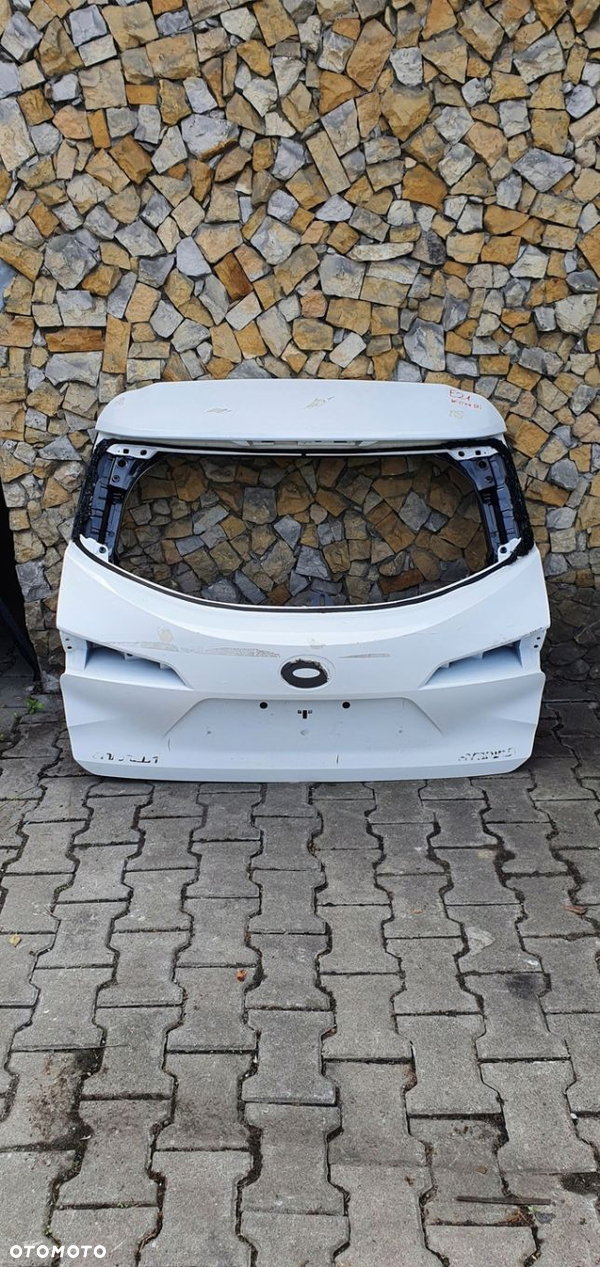 TOYOTA COROLLA E21 KOMBI KLAPA TYŁ TYLNA