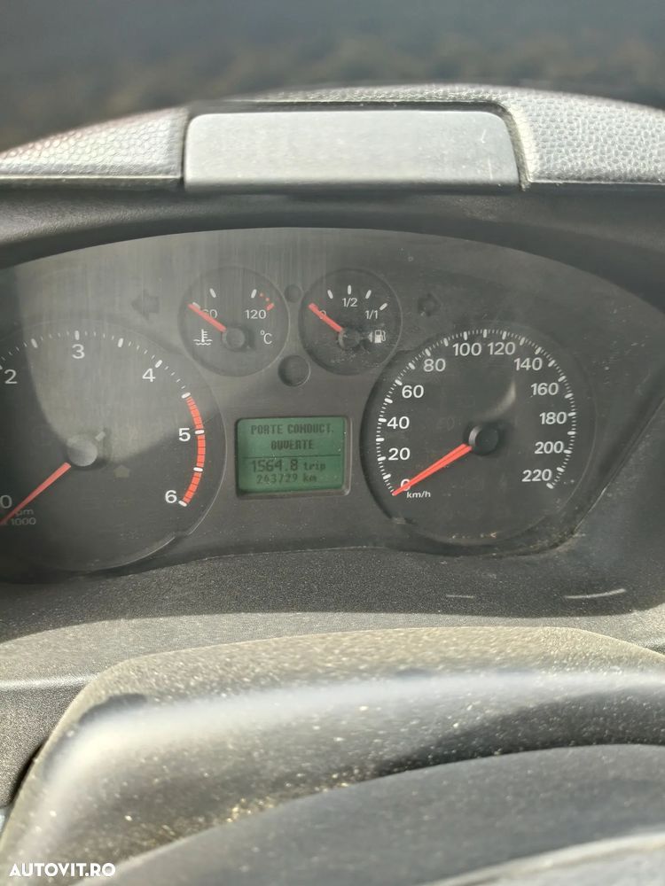Ford Transit - 4