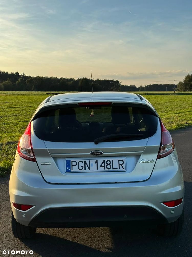 Ford Fiesta - 10