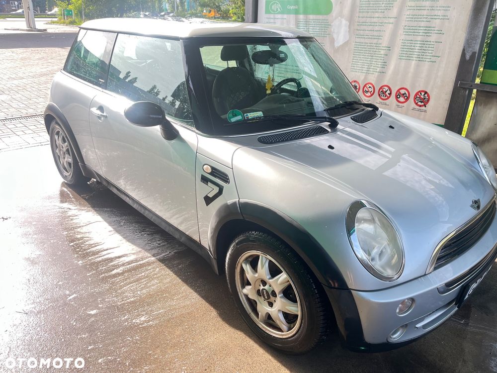 MINI ONE Seven - 3