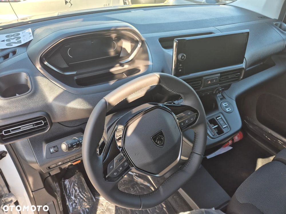 Peugeot Partner Furgon Long 950k 1.5 HDi 130KM EAT8 AUTOMAT !! OD RĘKI !! - 9