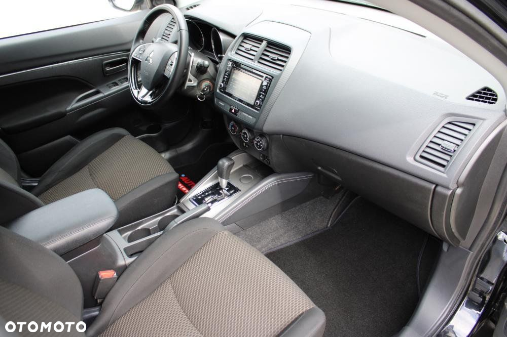 Mitsubishi ASX - 14