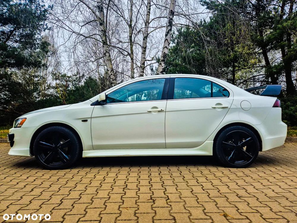 Mitsubishi Lancer 1.6 Intense - 10