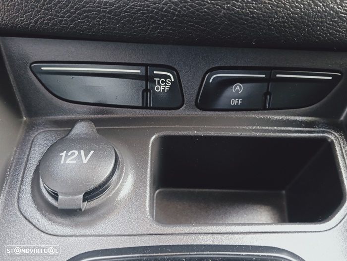 Ford Transit Courier - 44