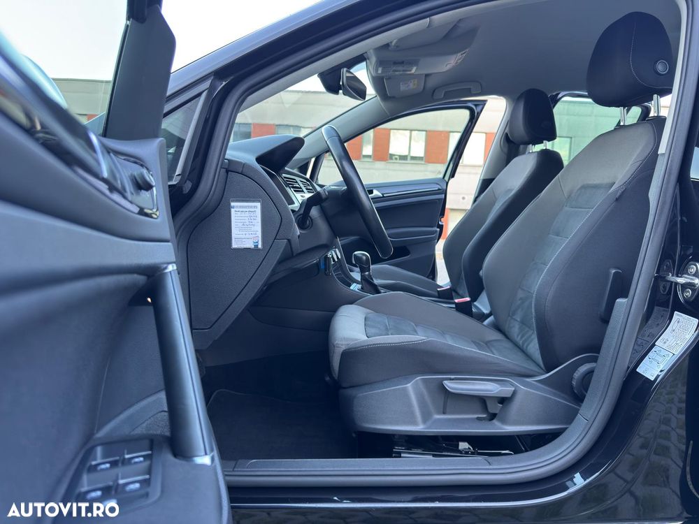 Volkswagen Golf 1.6 TDI SCR DSG Comfortline - 19